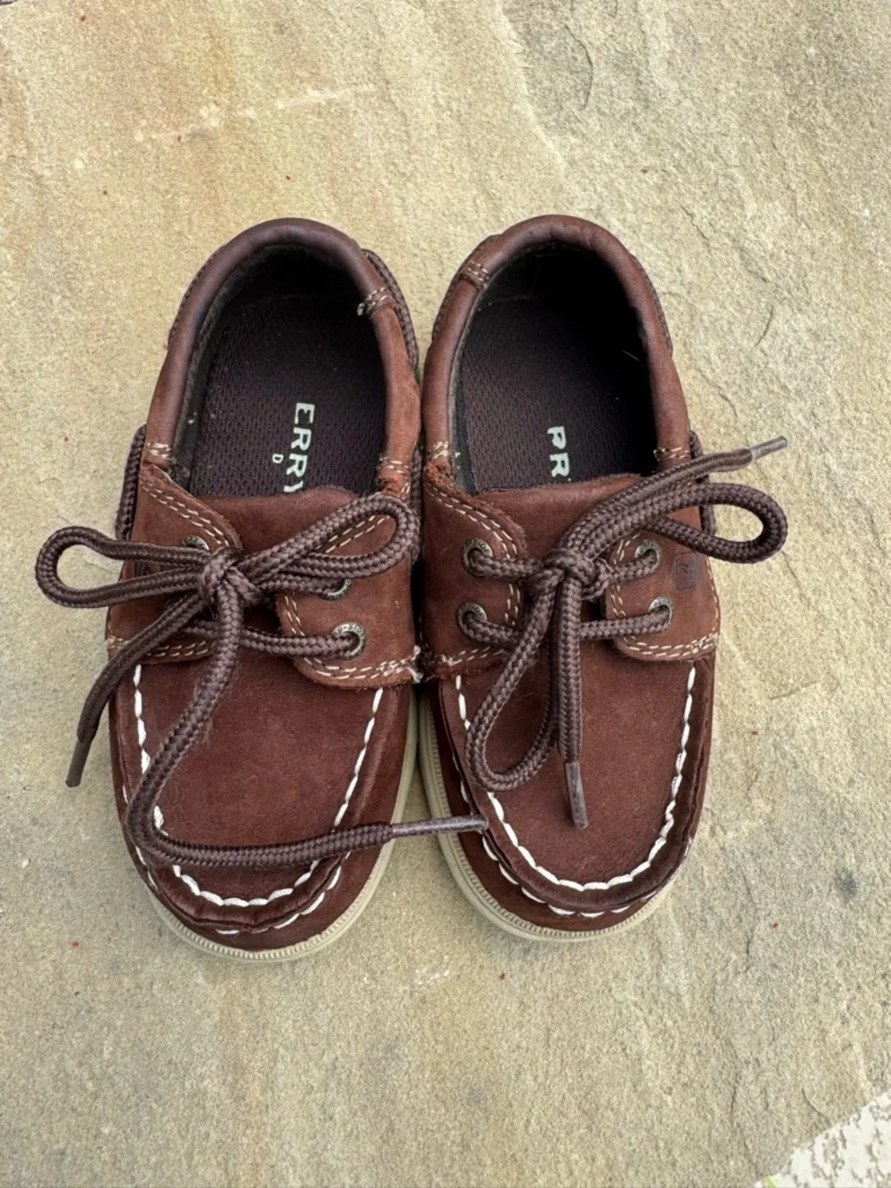Boys Brown Leather Boat Shoes – Size 7.5W (Approx.)